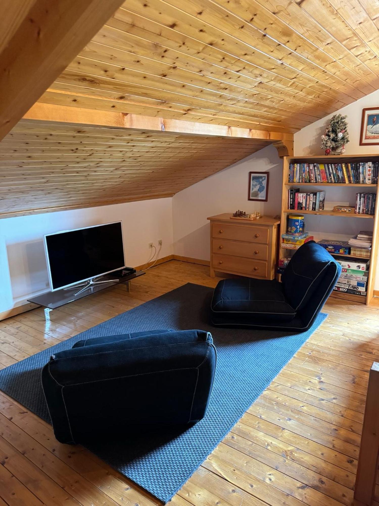 Charming, Cosy Chalet Nestled In A Breathtaking Surrounding With Spectacular, Stunning Mountain Views Abondance Zewnętrze zdjęcie