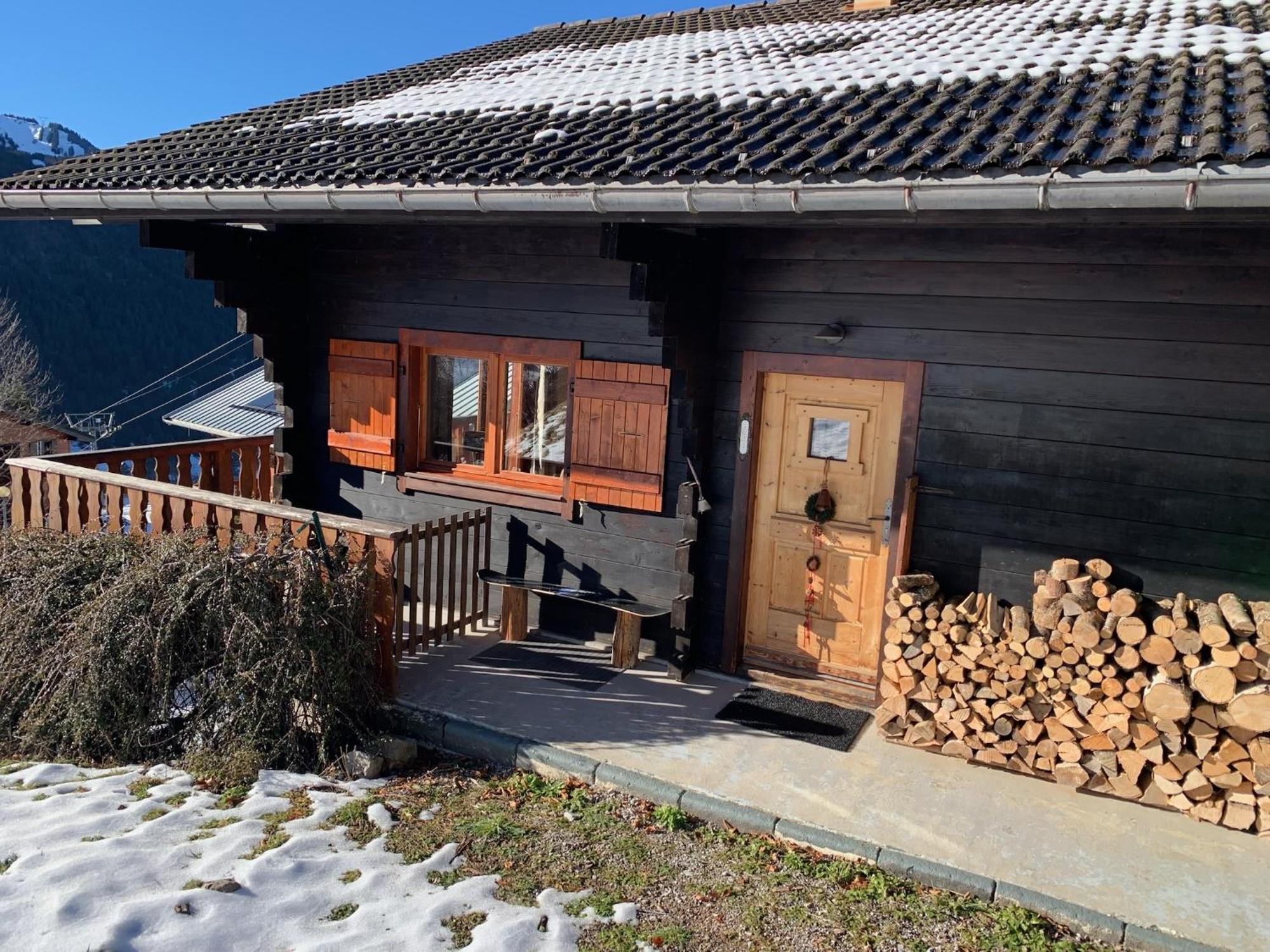 Charming, Cosy Chalet Nestled In A Breathtaking Surrounding With Spectacular, Stunning Mountain Views Abondance Zewnętrze zdjęcie