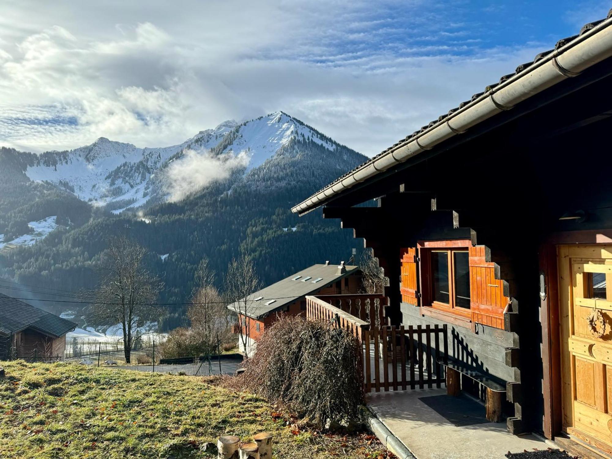 Charming, Cosy Chalet Nestled In A Breathtaking Surrounding With Spectacular, Stunning Mountain Views Abondance Zewnętrze zdjęcie